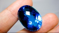 ราคา 1x,xxx บาทค่ะ บลูโทพาส (Natural Blue Topaz) สีฟ้าเข้ม น้ำหนัก 45.76 กะรัต เจียเหลี่ยมแฟนซี ทำเป็นแหวนก็ได้ ทำเป็นจี้ก็งามคะ